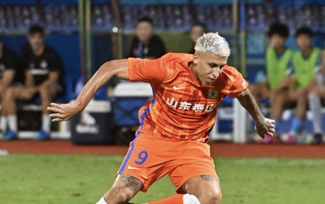 开云体育下载-山东外援连续五轮进球 或组中超最强进攻组合？
